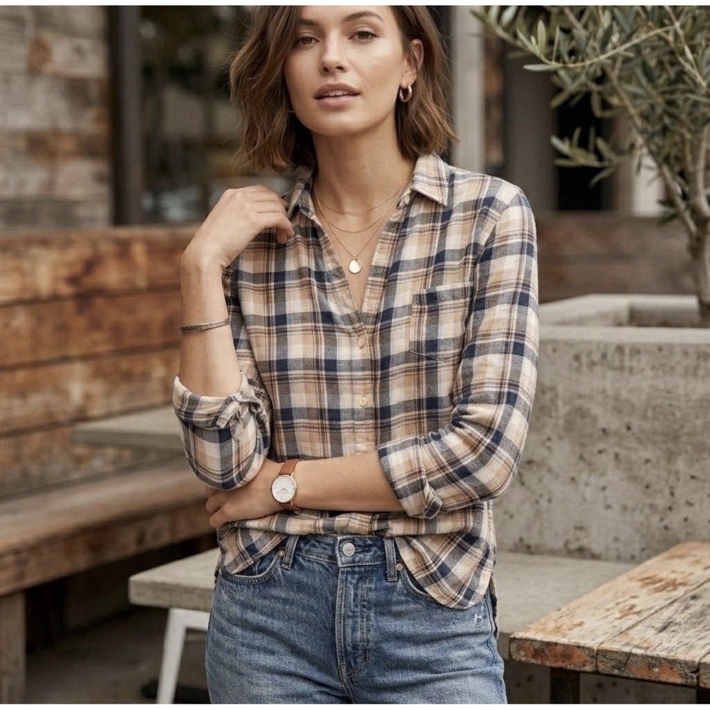 CP Shades Plaid Button Down Sz L Shirt  Double Gauze Cotton Tan Blue USA Beachy